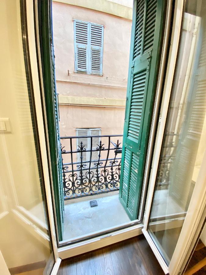 Le Rue Longue Apartment Menton Bagian luar foto