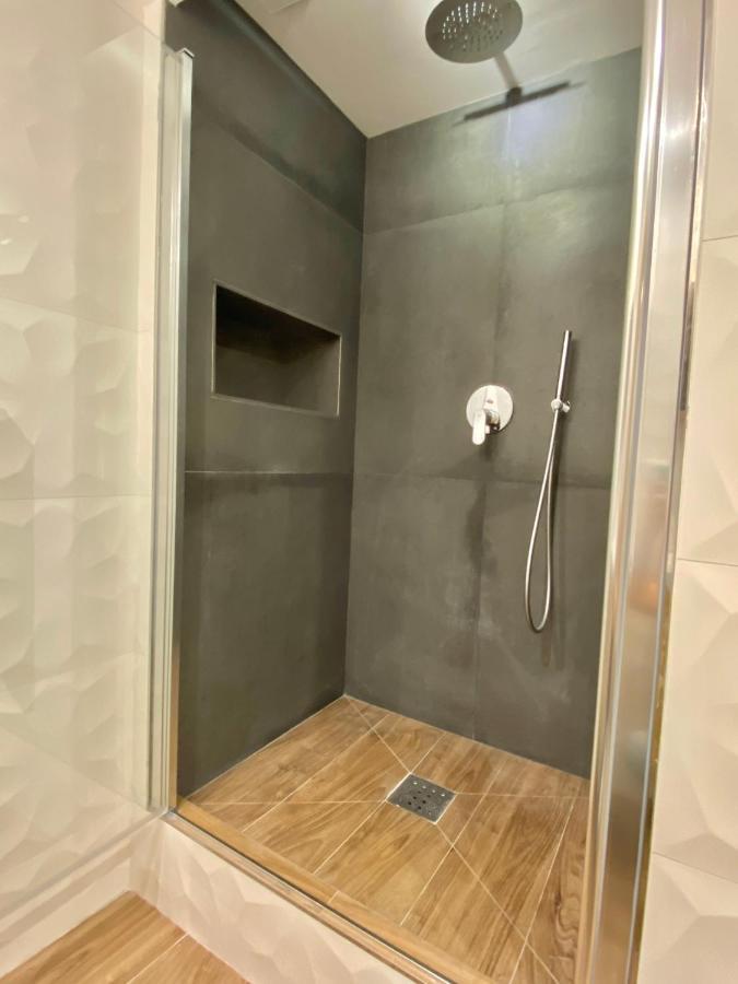 Le Rue Longue Apartment Menton Bagian luar foto